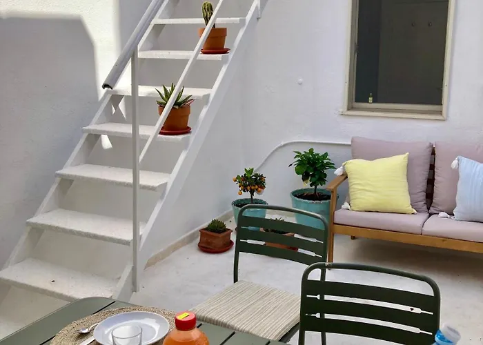 Maison De Charme à 2 Pas Du Centre Historique Hébergement de vacances *